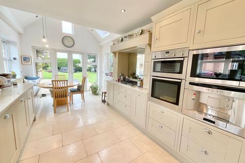 4 bedroom detached house for sale, Matthews Way, Audlem, CW3