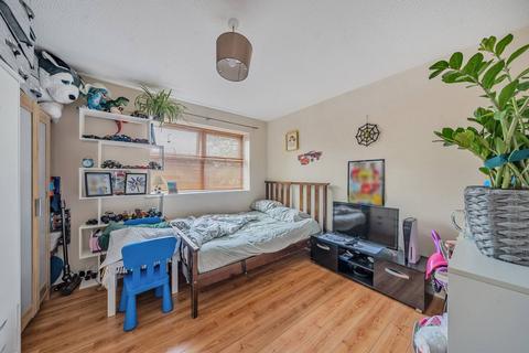 1 bedroom flat for sale, Aaron Hill Road, Beckton, London, E6