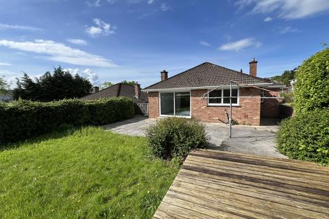 2 bedroom bungalow for sale, Hafod Cwnin, Tanerdy, Carmarthen