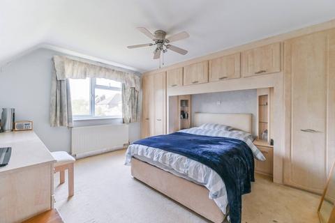 2 Binfield Road, South Croydon, CR2 7HP