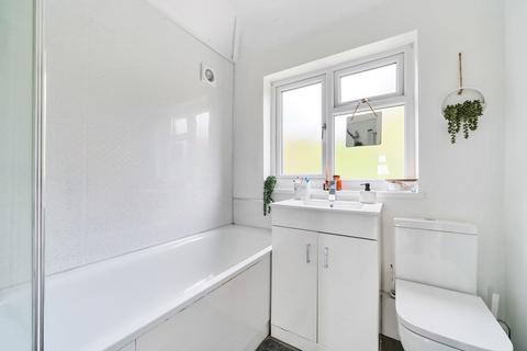 33 Lakeside Close, Sidcup, DA15 9PW
