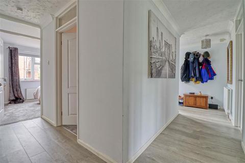 3 bedroom detached house for sale, Frinton on Sea CO13