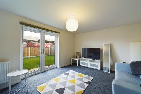 3 bedroom terraced house to rent, Oswestry Street, Liverpool L5