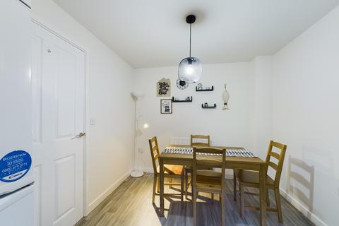 3 bedroom terraced house to rent, Oswestry Street, Liverpool L5