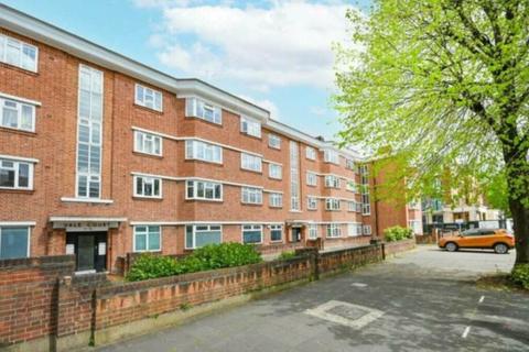 2 bedroom flat to rent, Vale Court, London W3