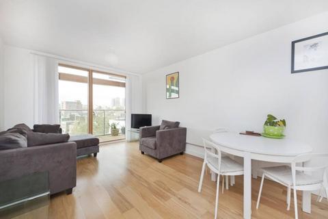 2 bedroom flat to rent, Crampton Street, Elephant and Castle, London, SE17