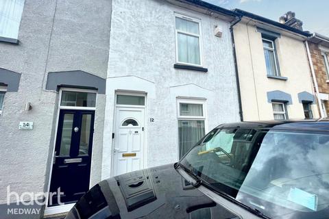 3 bedroom terraced house for sale, Roach Street, Rochester