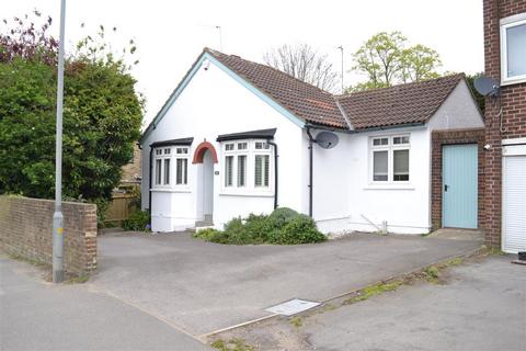 3 bedroom bungalow for sale, Rainsford Road, Chelmsford