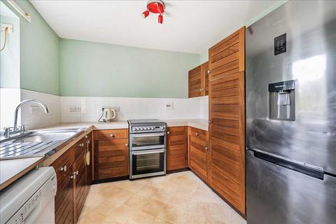 2 bedroom apartment for sale, Lynwood Drive, Andover