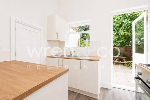 1 bedroom flat to rent, London W4