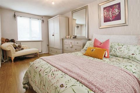 34 Jameston, Bracknell, RG12 7WZ