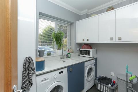 17 Churchfields, Broadstairs, CT10 3BL
