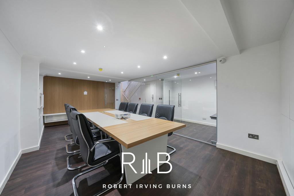 19 Douglas Street SW1 P 4 PA2.jpg