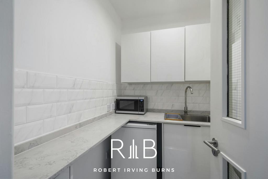 19 Douglas Street SW1 P 4 PA4.jpg