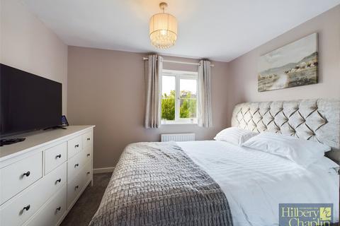 2 bedroom terraced house for sale, School Path, Dunton Fields, Laindon, Essex, SS15