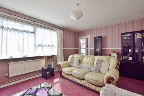 3 bedroom semi-detached house for sale, Repton Street, Newfoundpool, Leicester, LE3