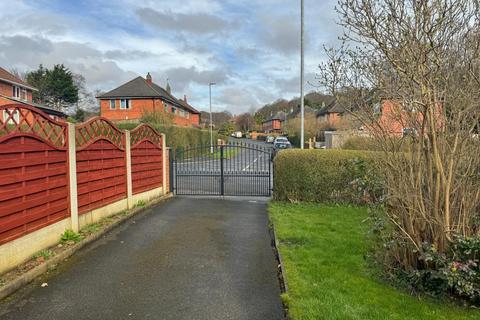 5 bedroom semi-detached house to rent, Leeds LS6