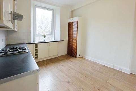 2 bedroom flat to rent, Springwell Place, Edinburgh EH11