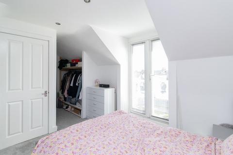 2 bedroom flat for sale, Alexandra Road, Margate, CT9