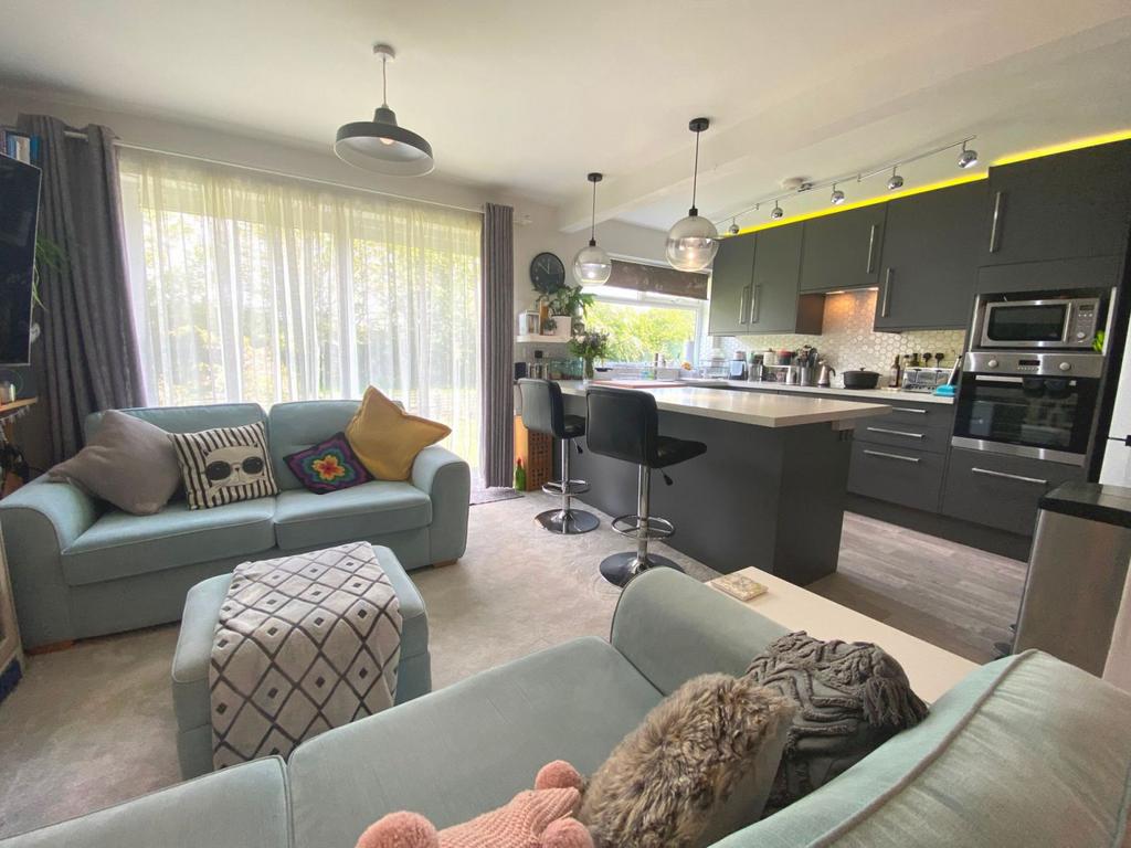 Lounge/kitchen