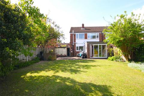 7 Briar Road, Shepperton, TW17 0JD