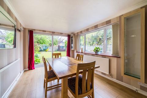 7 Briar Road, Shepperton, TW17 0JD