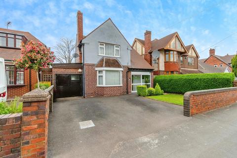 3 bedroom detached house for sale, Lichfield Road, Walsall WS4