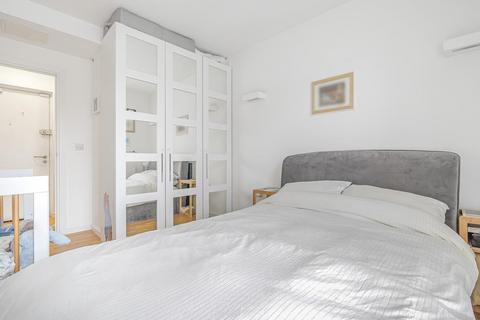 1 bedroom flat for sale, Sail Street, Kennington