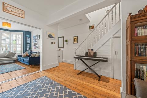 42 Clarence Crescent, Sidcup, DA14 4DF