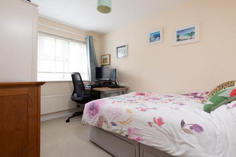 5 Century Close, Faringdon, SN7 7YS