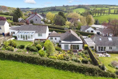 2 bedroom detached bungalow for sale, Coombe Close, Barnstaple EX32