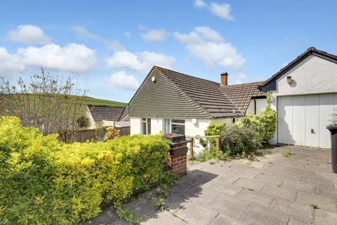 2 bedroom detached bungalow for sale, Coombe Close, Barnstaple EX32