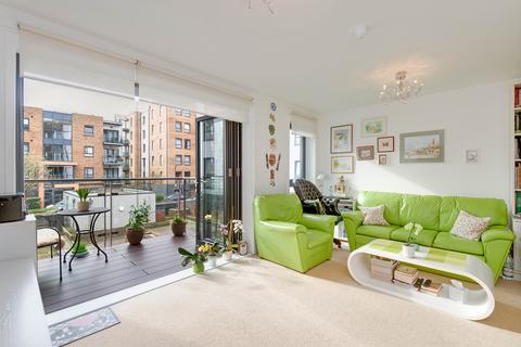 2 bedroom apartment for sale, at Chaplin House, All Saints Road, London W3
