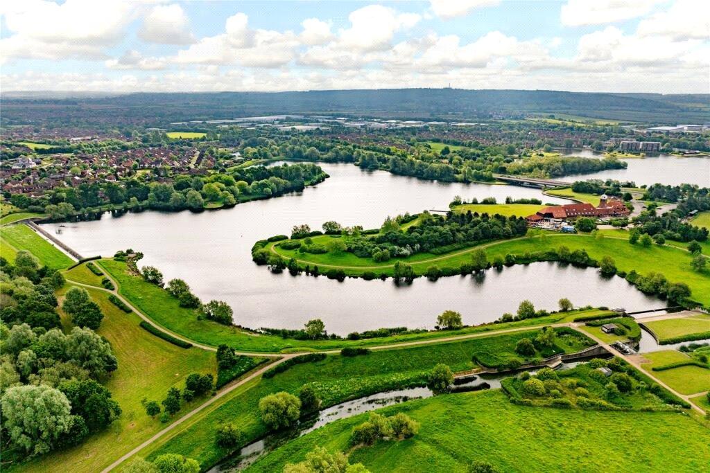 Caldecotte Lake.