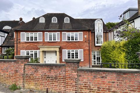 5 bedroom detached house to rent, Park View Road, Ealing, W5
