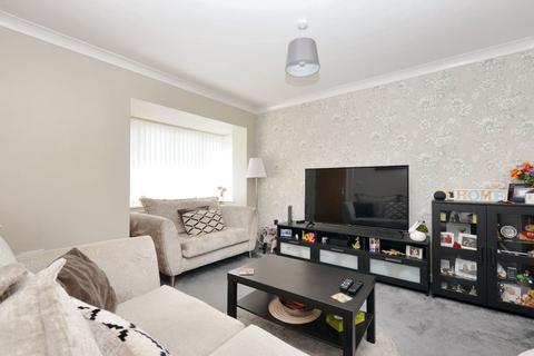 undefined, Halton Brook Avenue, Runcorn