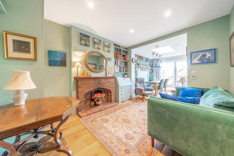 38 The Ridgeway, London, W3 8LN