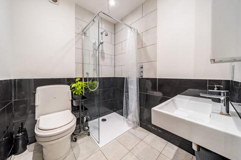 38 The Ridgeway, London, W3 8LN