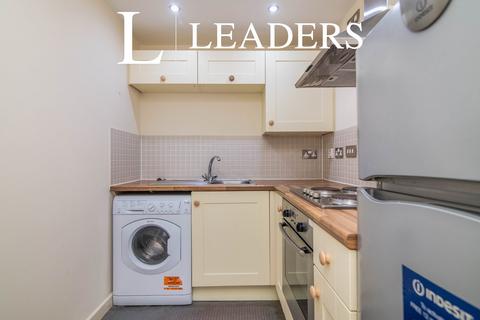 Studio to rent, Kinvara Heights, 158 Cheapside, B12
