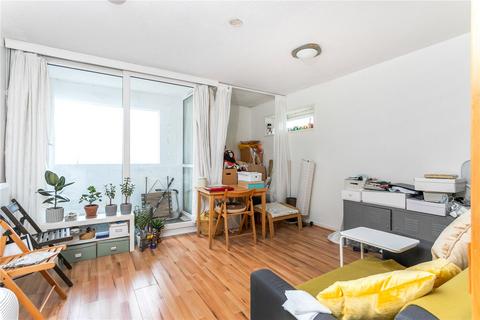 23c Petticoat Tower, London, E1 7EF
