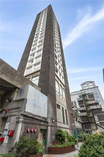 23c Petticoat Tower, London, E1 7EF