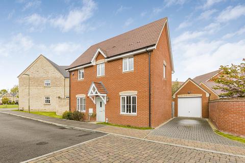 33 Badgers Drive, Wantage, OX12 9WJ