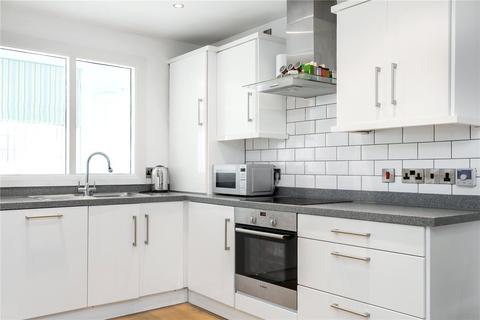 2 bedroom ground floor flat for sale, St. Mark Street, London, E1