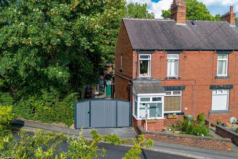 3 bedroom end of terrace house for sale, Spark Lane, Mapplewell