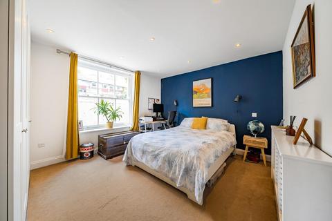 Flat A, 25 Hamlet Road, London, SE19 2AP