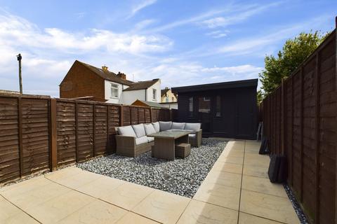 101 Bristol Road, Gloucester, GL1 5SW