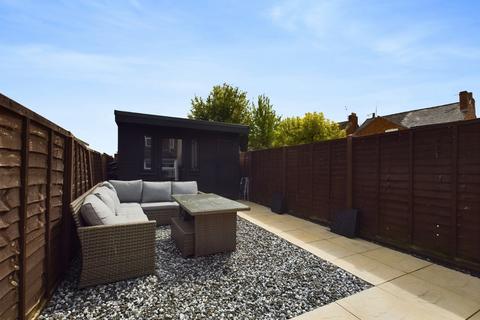 101 Bristol Road, Gloucester, GL1 5SW