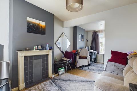 101 Bristol Road, Gloucester, GL1 5SW