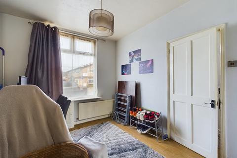 101 Bristol Road, Gloucester, GL1 5SW