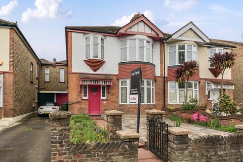 4 bedroom semi-detached house for sale, Charlton Road, London